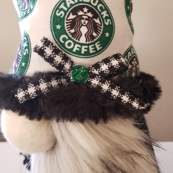 Starbucks Gnome with draped hat - Picture 3 of 10